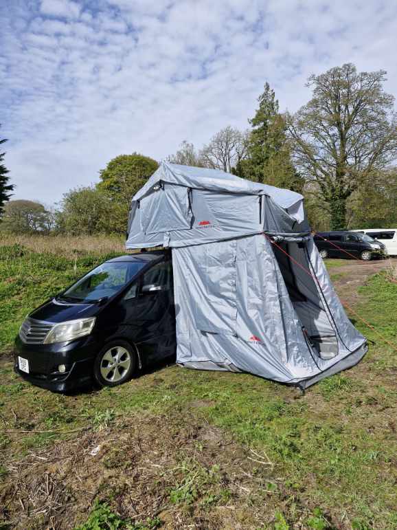 8 Seat Automatic Campervan, with Rooftent and Awning